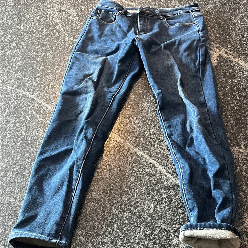 Women's Fleece-Lined Skinny Jeans